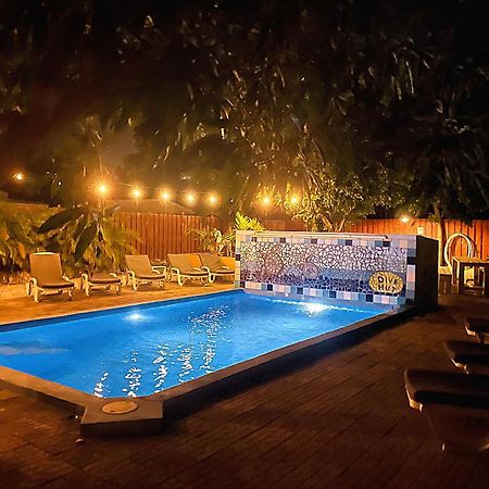 The Dive Hut - Boutique Apartments Кралендижк Екстериор снимка
