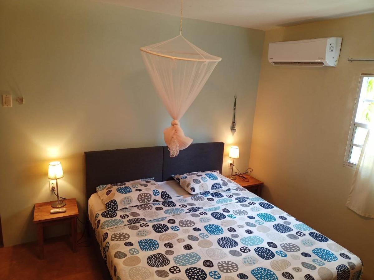 The Dive Hut - Boutique Apartments Кралендижк Екстериор снимка