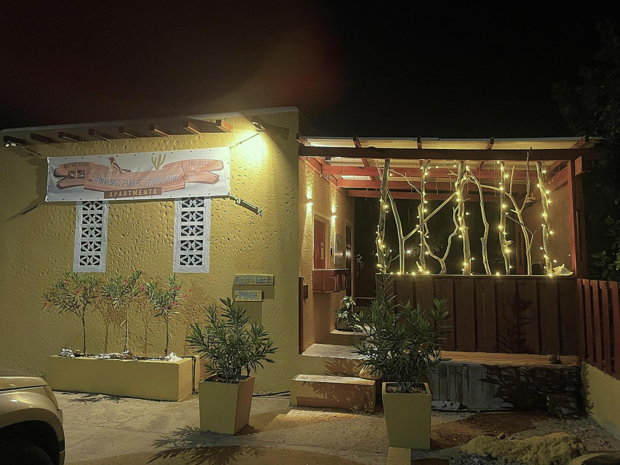 The Dive Hut - Boutique Apartments Кралендижк Екстериор снимка