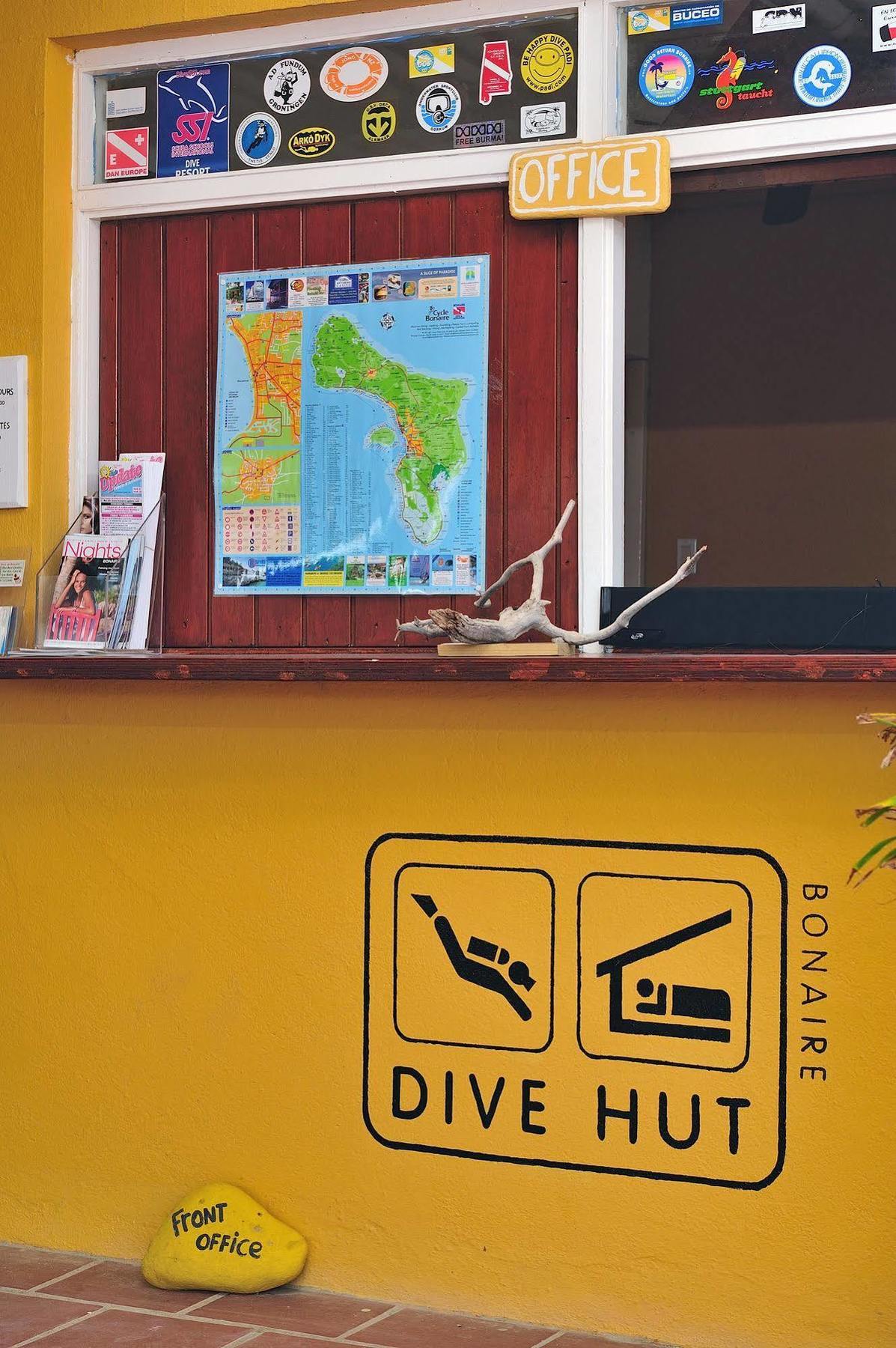 The Dive Hut - Boutique Apartments Кралендижк Екстериор снимка