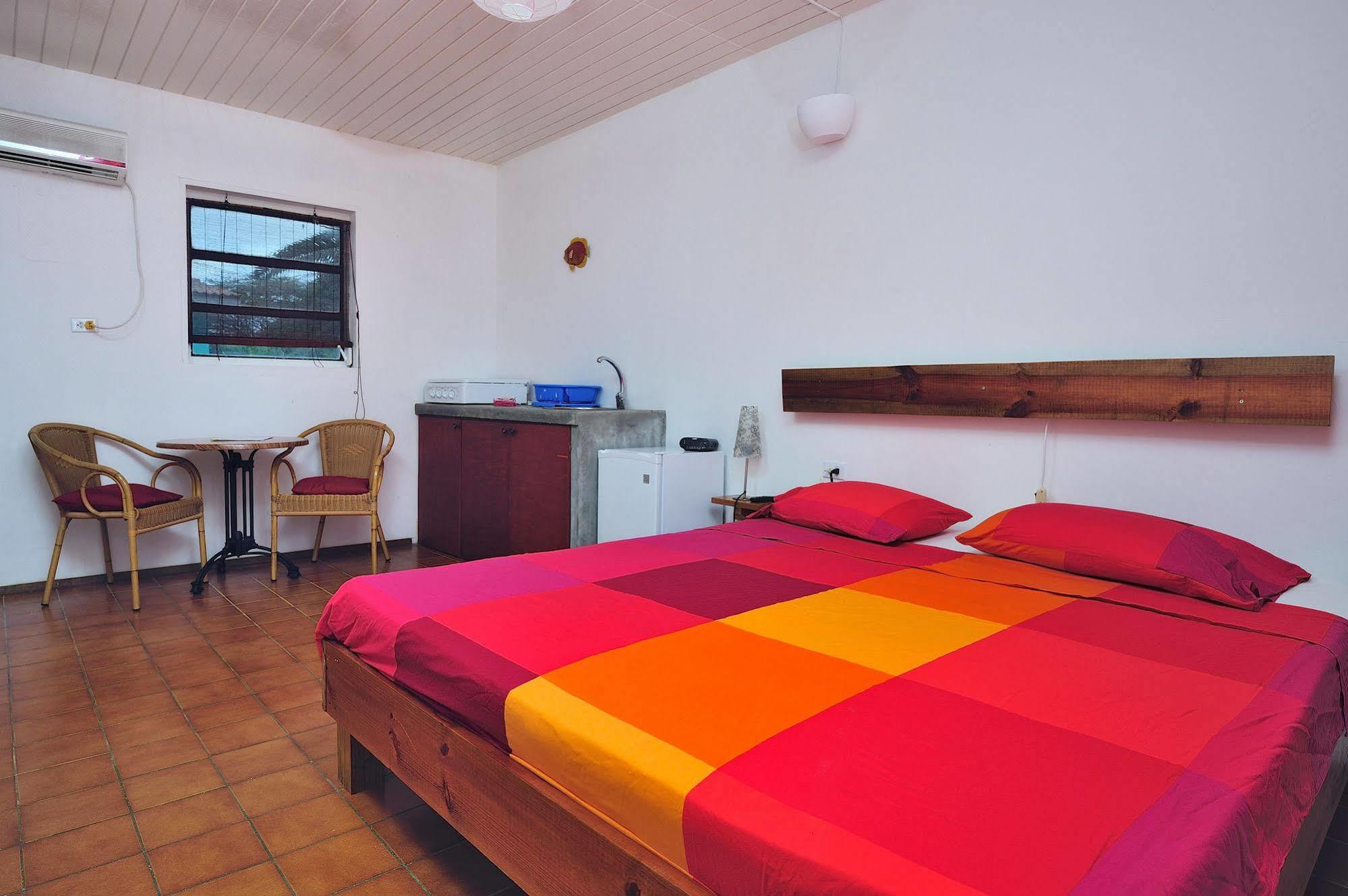 The Dive Hut - Boutique Apartments Кралендижк Екстериор снимка